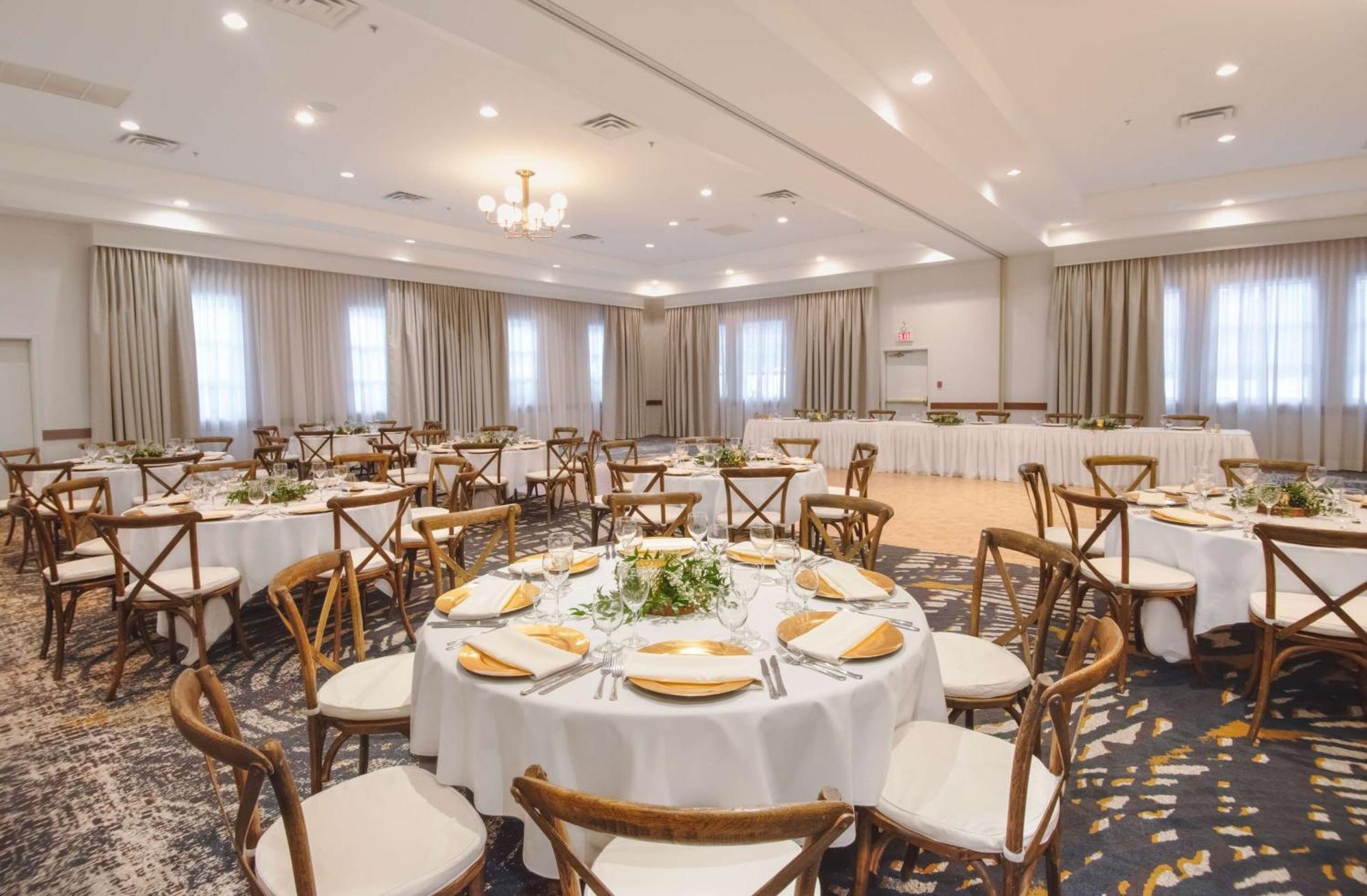Hotel Coast & Conference Centre Canmore