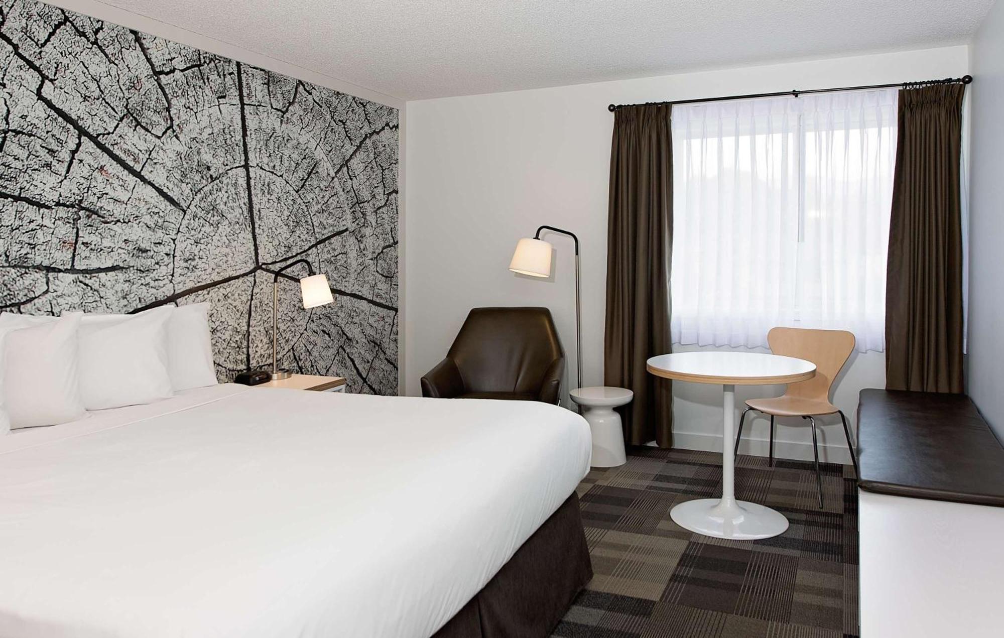 Coast & Conference Centre Hotel Canmore