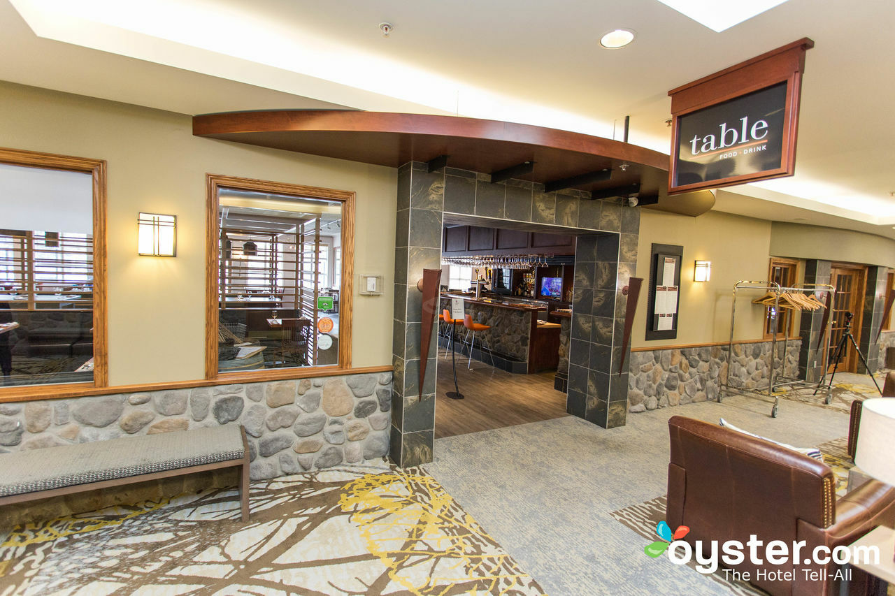 Coast & Conference Centre Hotel 3*