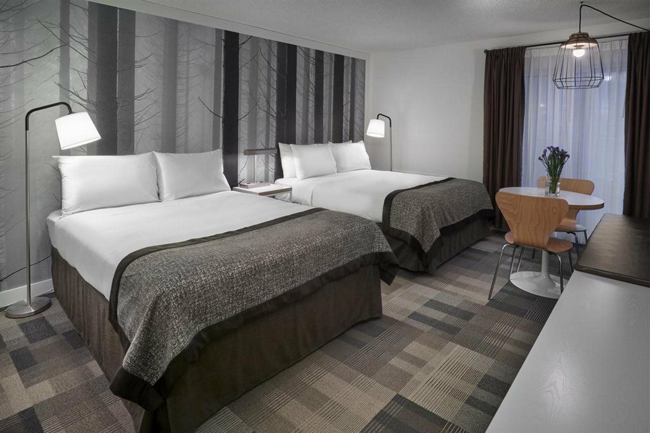 Coast & Conference Centre Hotel
