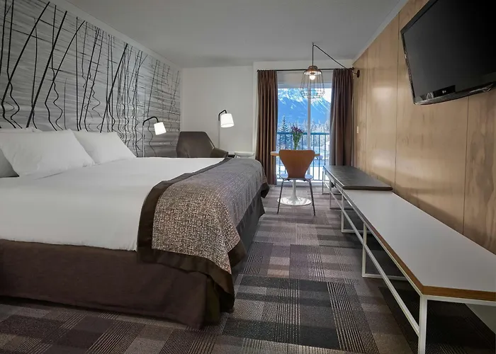 Coast Canmore Hotel & Conference Centre