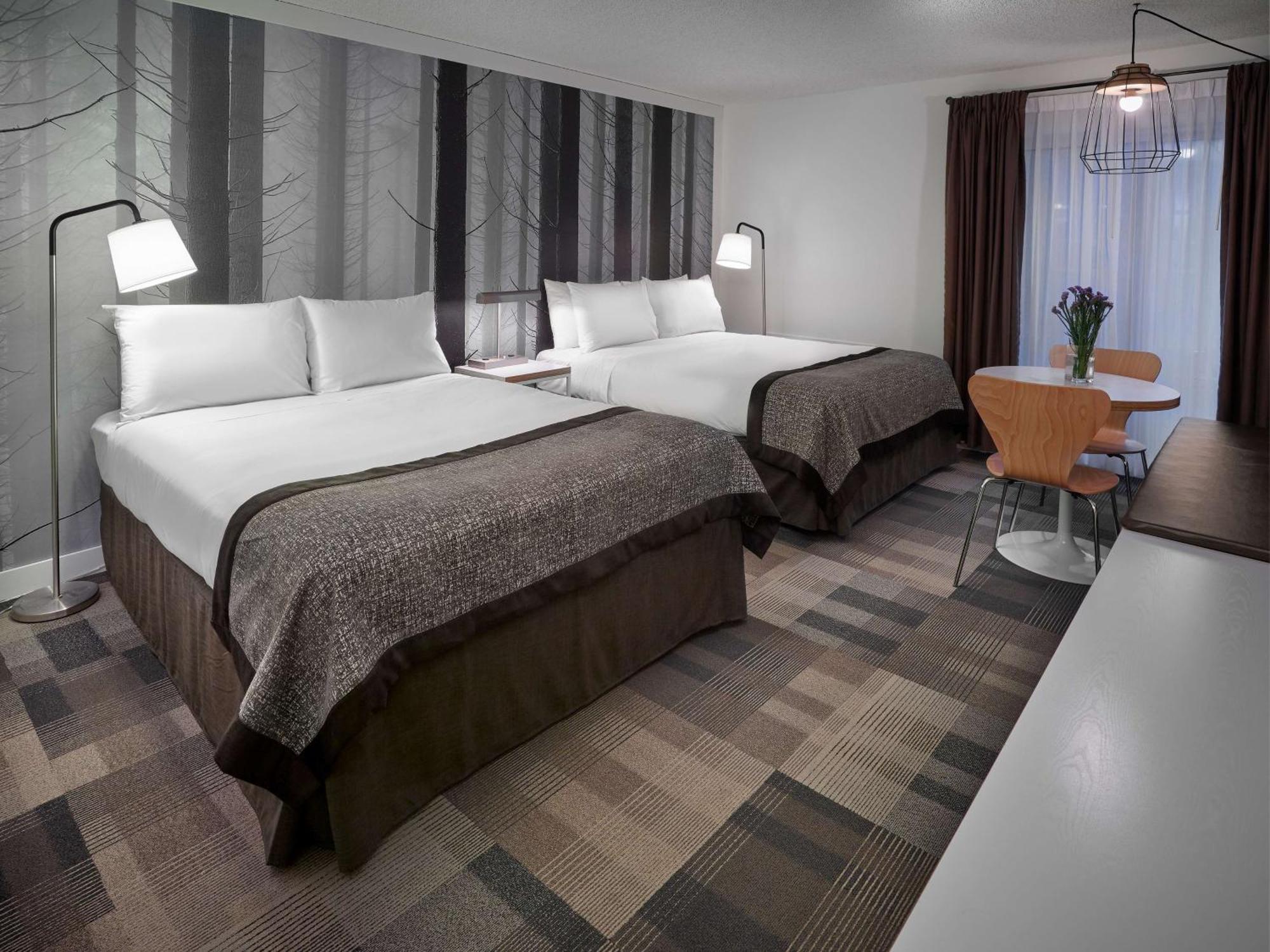 Hotel Coast & Conference Centre